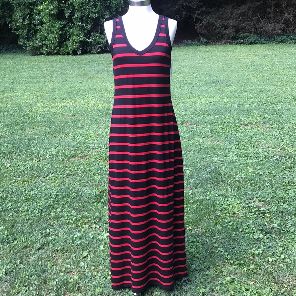⭐️ NWT Karen Kane maxi dress!!